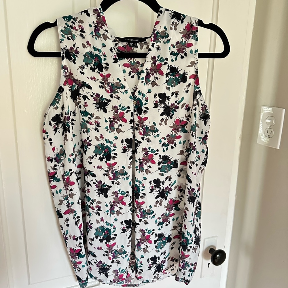 Atmosphere White, Pink and Green Buttoned Blouse with Mandarin Collar